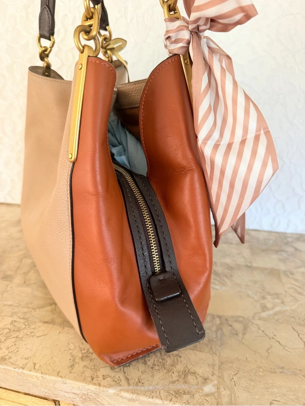 COACH DALTON 31 color block shoulder bag